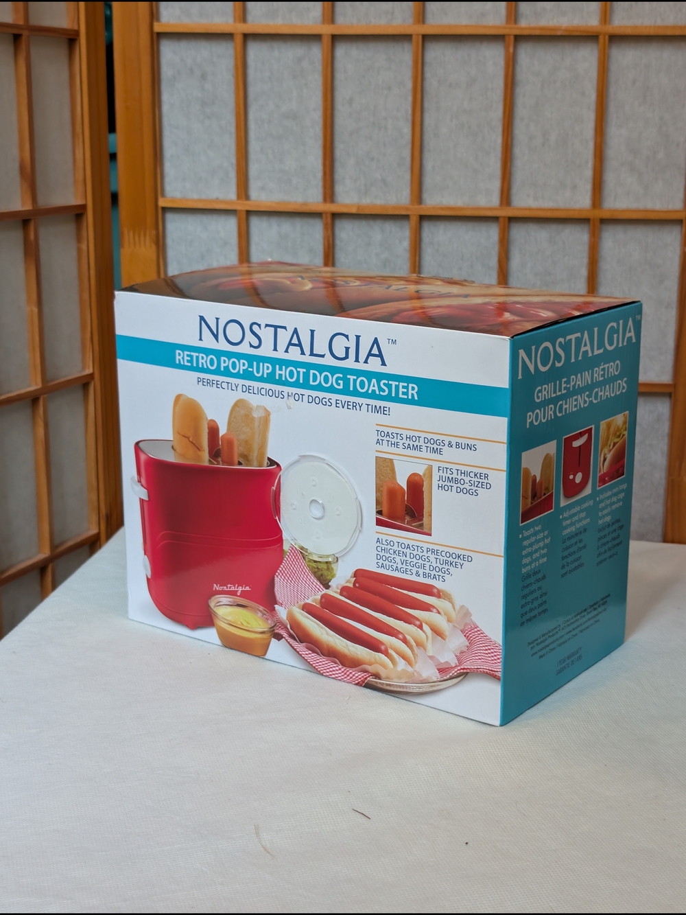 NIB NEW Nostalgia Pop-Up Hot Dog Toaster Retro Summer Hotdog Bun Heater